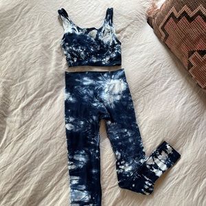 Matching high waisted leggings and sports bra bralette set